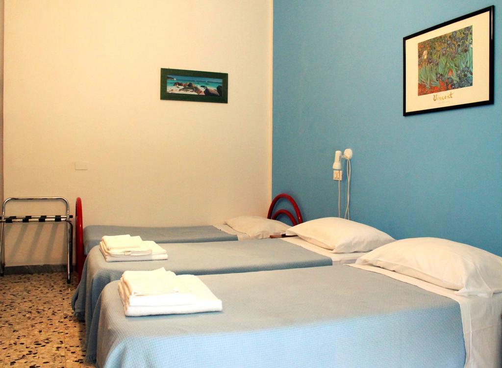 Albergo Nella 임페리아 외부 사진